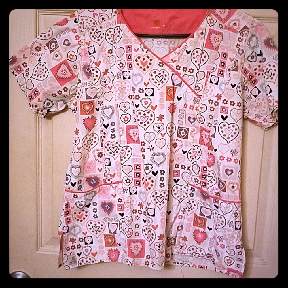 Carhartt scrub top